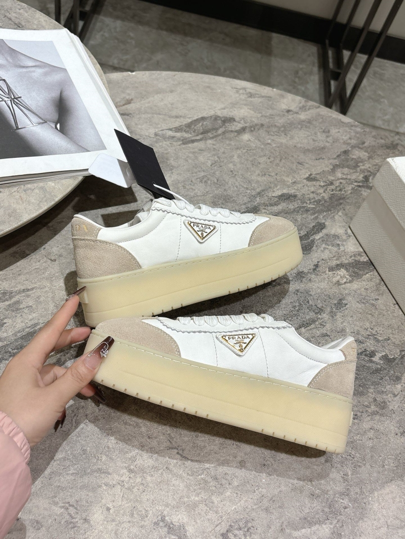 Pra*a sneakers